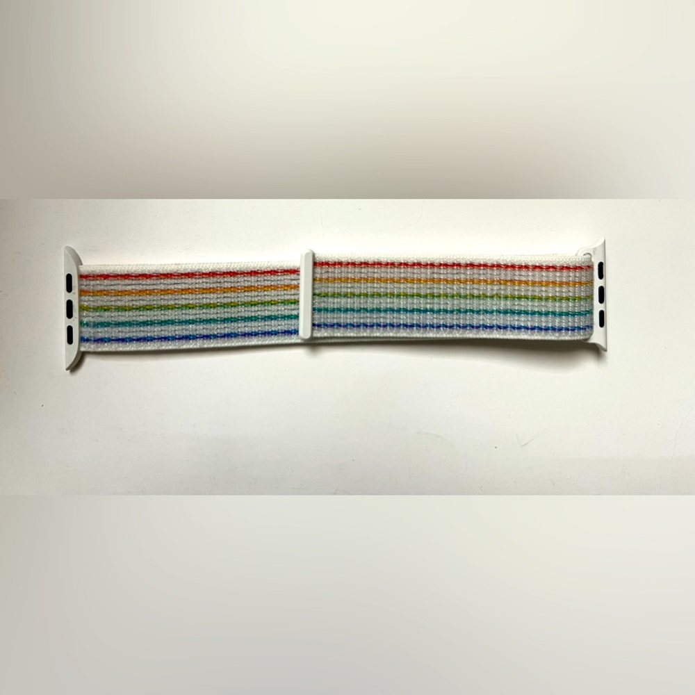 Apple Watch 44mm Pride 2021 sport loop